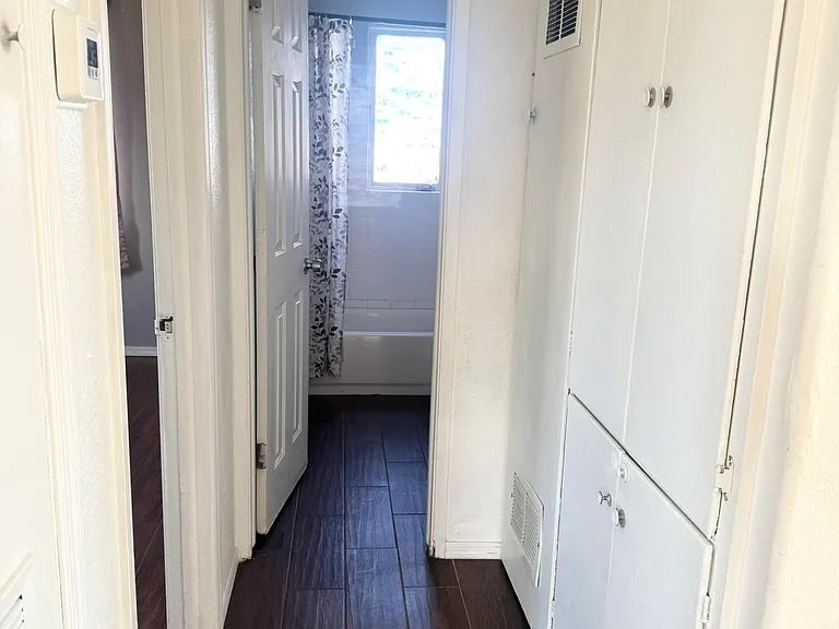 108 W 4th Ave — Photo 11