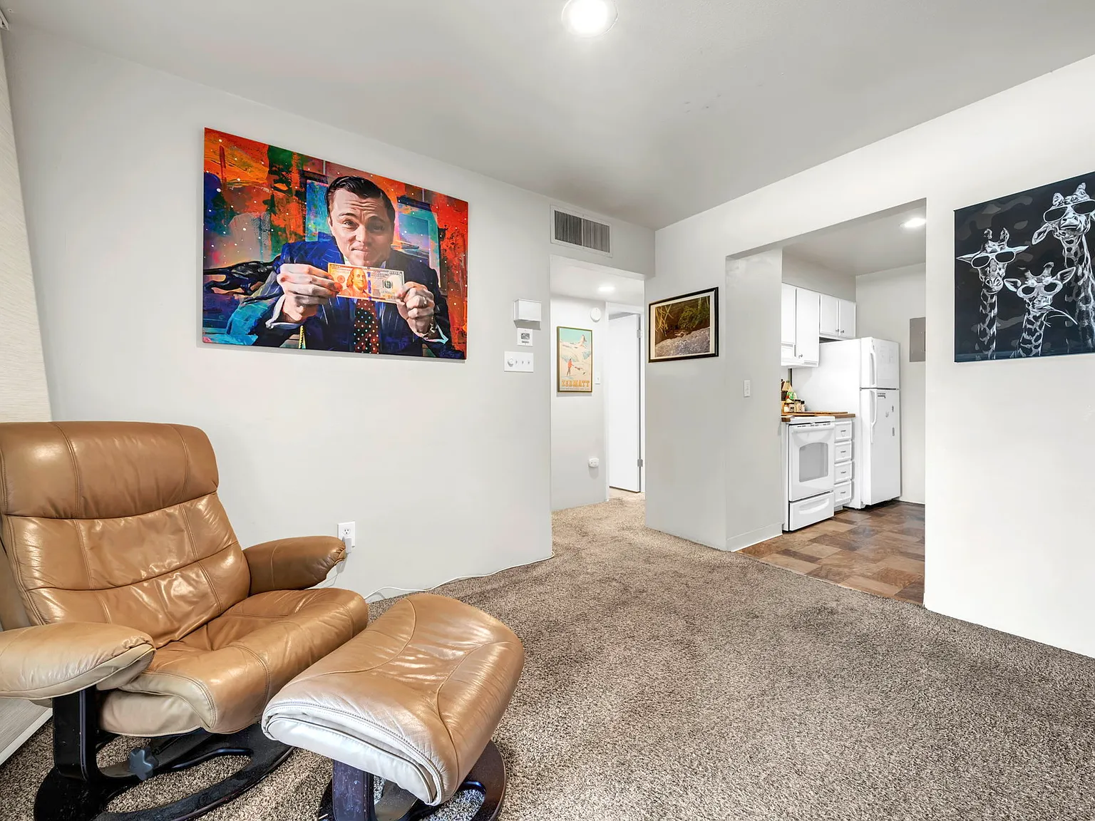 2 bed, 1059 sqft, $2,390 — Photo 4