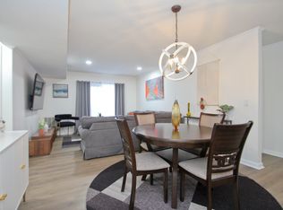 1 Concorde Way Unit B3, Windsor Locks, CT 06096