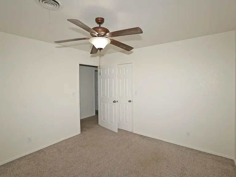 7902 Gerald Dr — Photo 28
