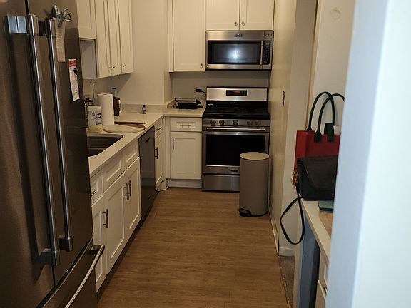 3rd image of 2200 S Stewart Ave