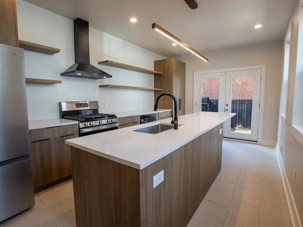 1421 Monterey St, Pittsburgh, PA 15212