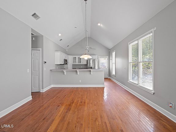 5th image of 6 Brisbane Drive