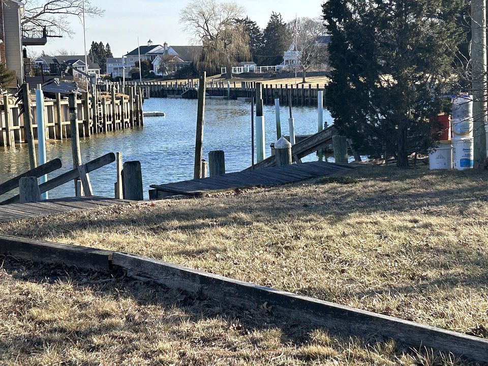 2nd image of 56 Lagoon Ct #56