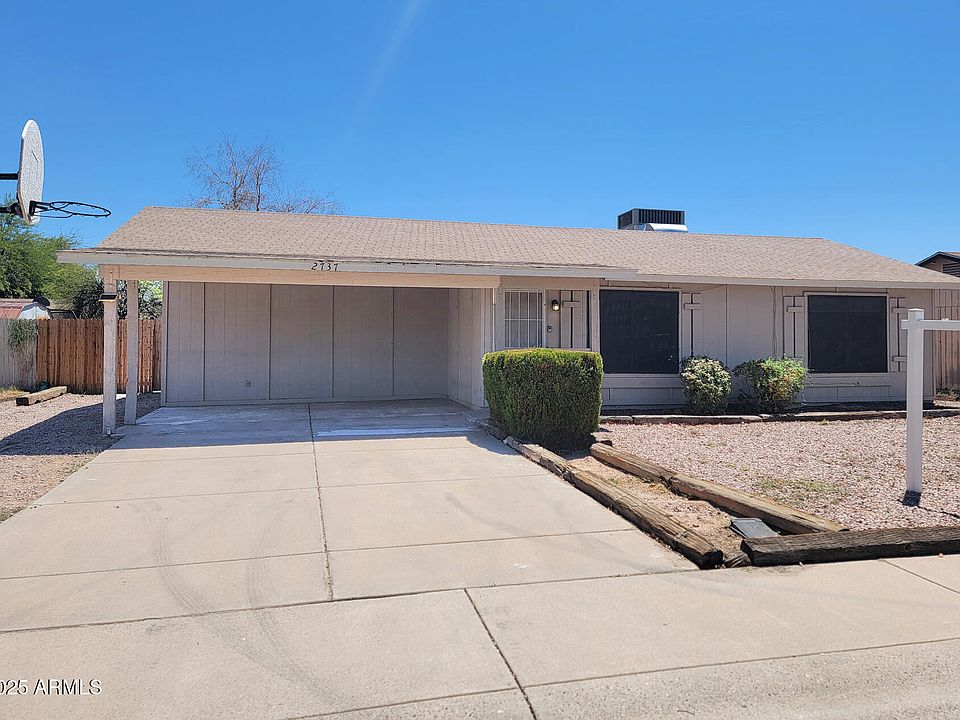 1st image of 2737 E BLUEFIELD Avenue