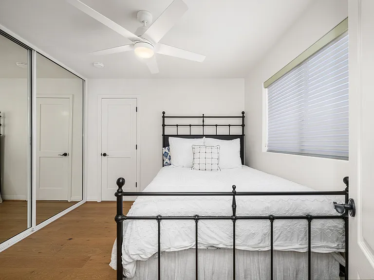 117 Marine Ave #A — Photo 42
