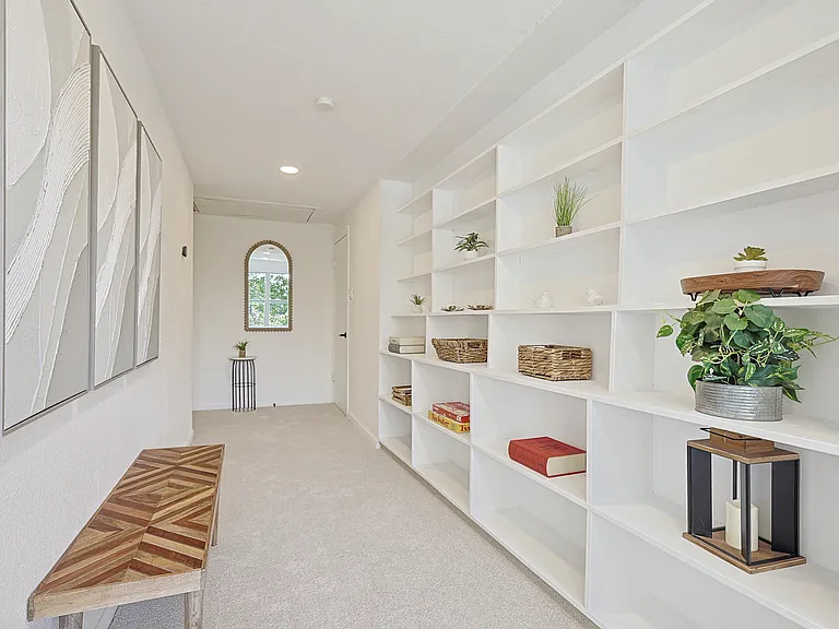 260 McGraw Ln — Photo 14