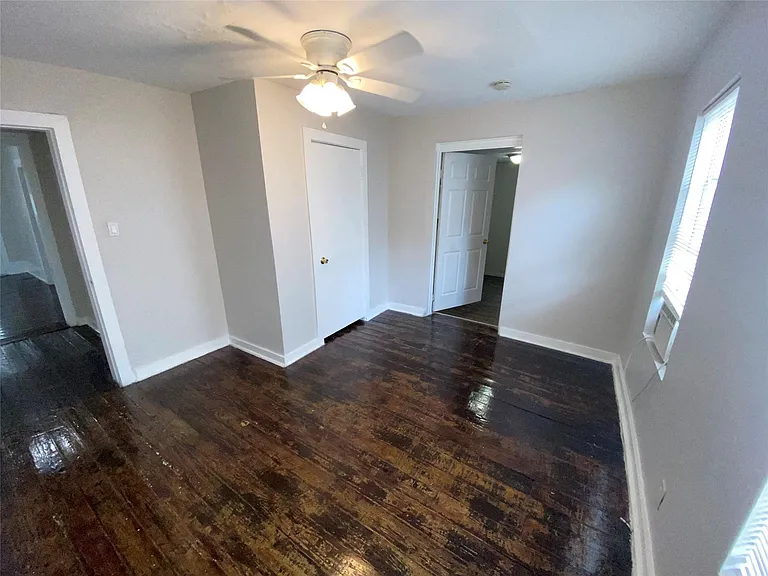 1517 Summer St — Photo 11