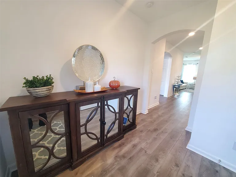 11218 Beverley Park St — Photo 5