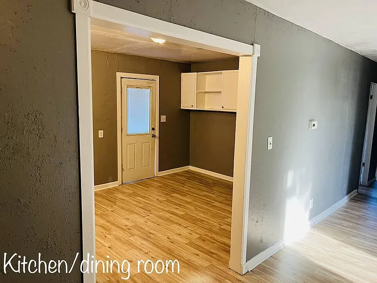 1706 SW 12th St — Photo 6