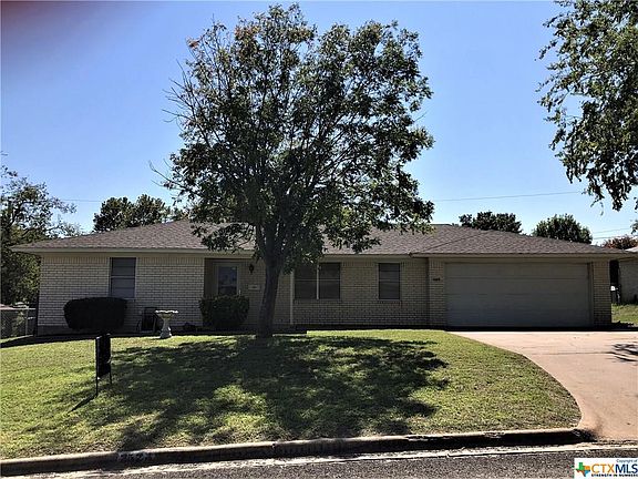 2nd image of 2524 Lowrey Dr