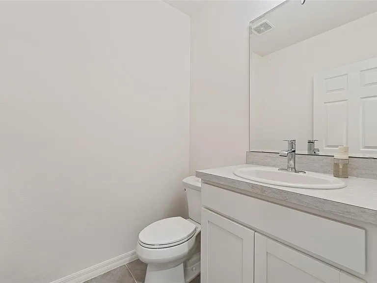 156 Glass Onion Dr — Photo 13