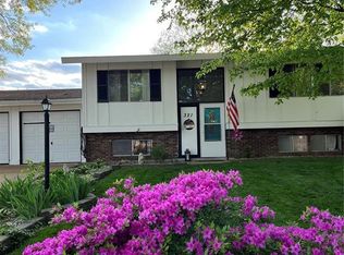 321 Todd Ln, Belleville, IL 62221