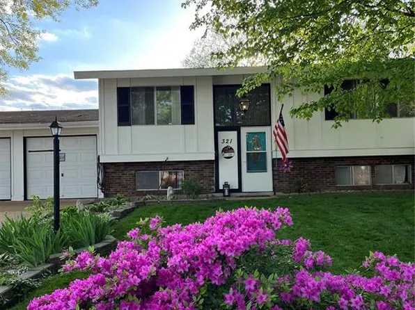321 Todd Ln, Belleville, IL 62221
