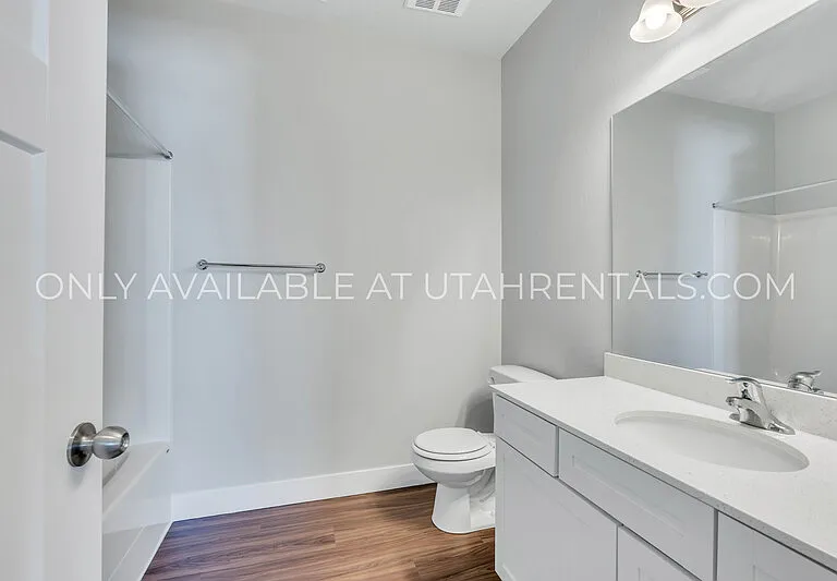 13537 S Commodus Dr #F303 — Photo 2