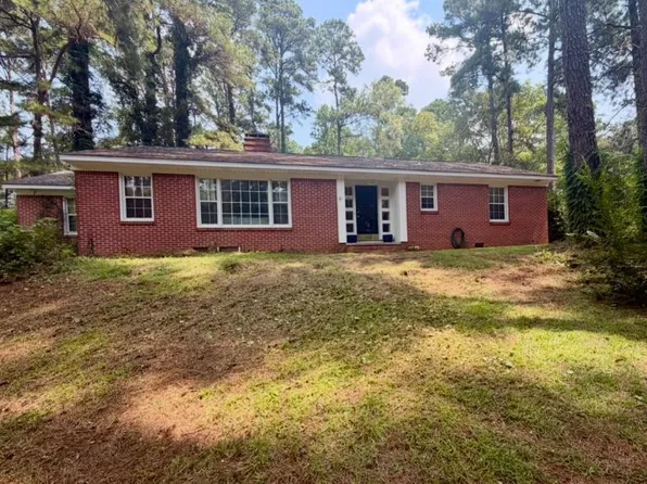 1586 Ripple Rd, Tupelo, MS 38804