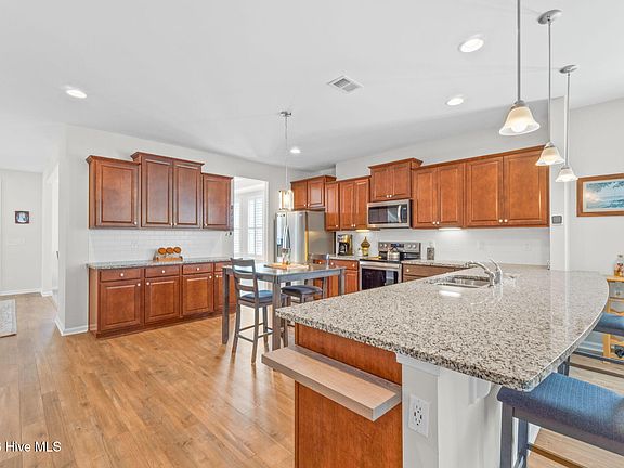 5th image of 9165 Village Lake Drive SW