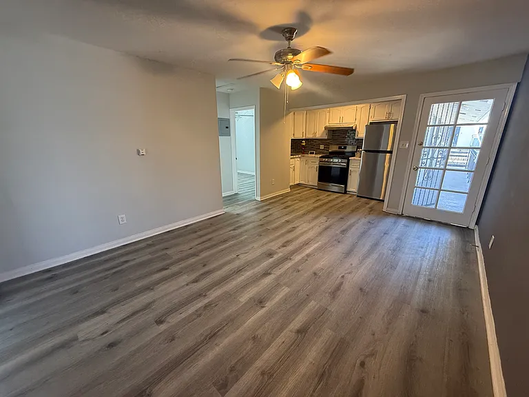 1032-1036 S Normandie Ave #9 — Photo 5