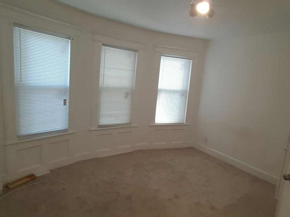 bedroom #1