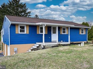 207 N Prospect Hill Dr, Schaefferstown, PA 17088