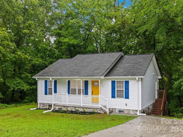 117 Sir Lancelot Ln, Kings Mountain, NC 28086