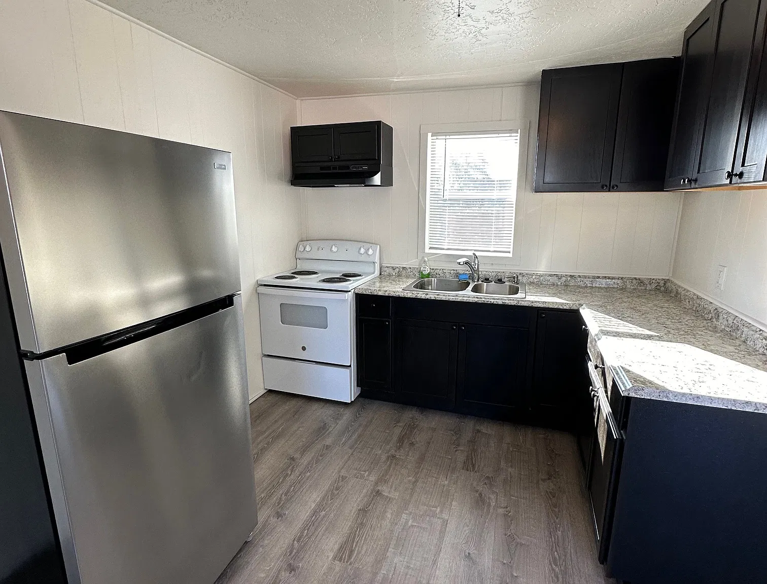 The Grove Flats - 15 — Photo 1