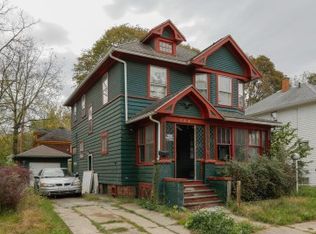 736 Stuart Ave, Kalamazoo, MI 49007