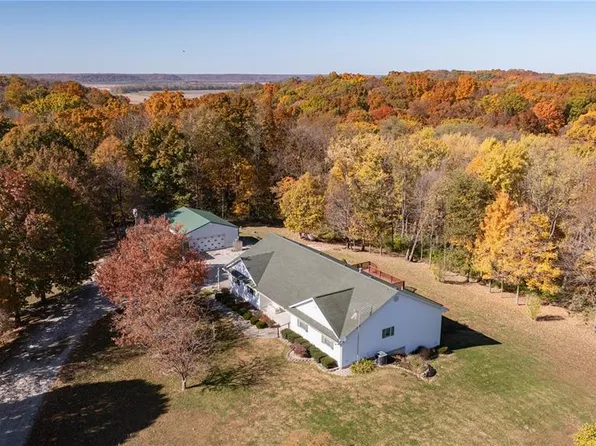 676 W State Route 108, Carrollton, IL 62016