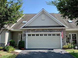 1348 Worthington Dr, Mount Joy, PA 17552