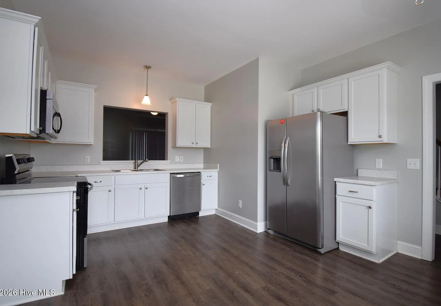 Studio, 2.5 bath, $1,550 — Photo 4