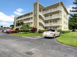 451 Grantham Cir #C, Deerfield Beach, FL 33442