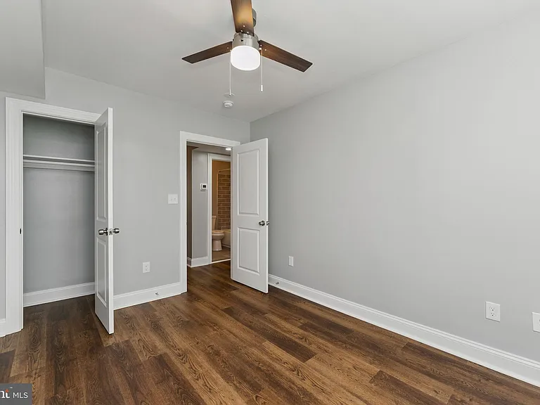 2021 E St NE #2 — Photo 11