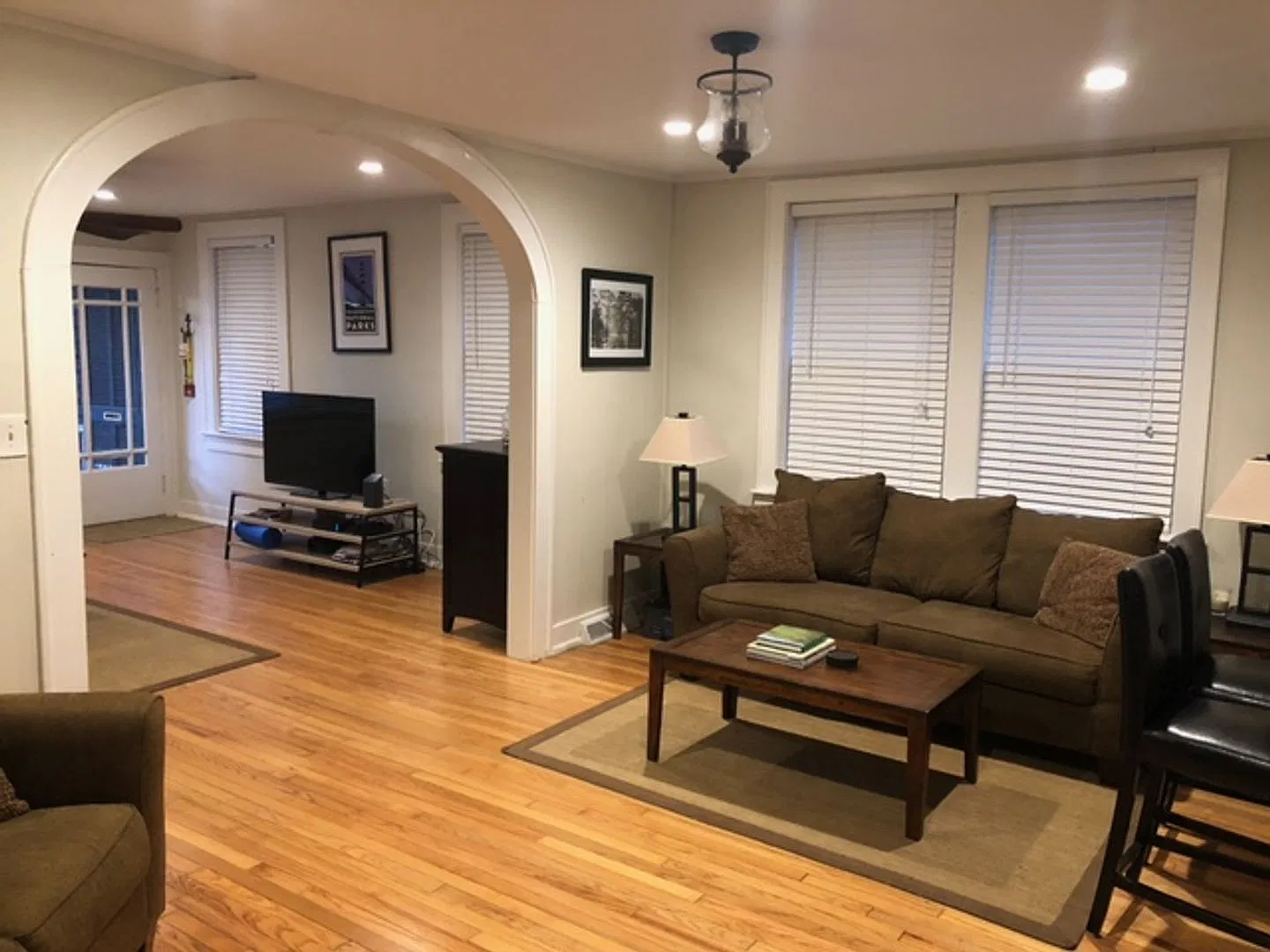 2 bedroom / 1 bath ~ Downtown Charleston — Photo 4