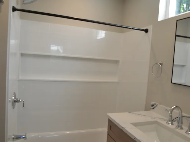 14 Roundy St #1 — Photo 7