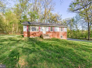 6500 Potter Ct, Spring Grove, PA 17362