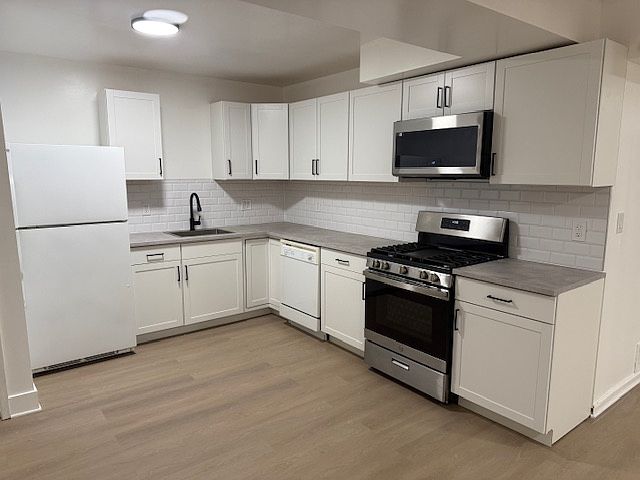 1st image of 4911 Bristow Dr #B