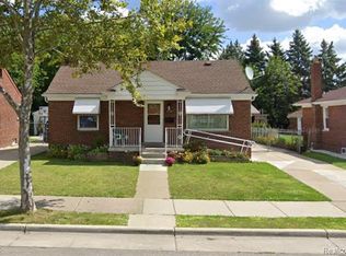 7654 Chase Rd, Dearborn, MI 48126