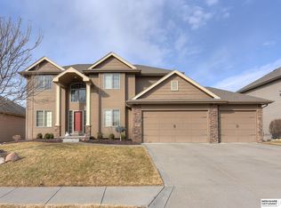 2402 N 175th St, Omaha, NE 68116