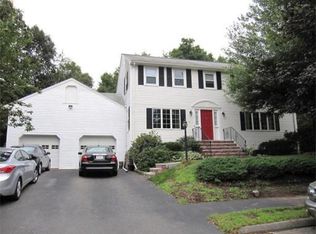 35 Ridgewood Ln, Quincy, MA 02169
