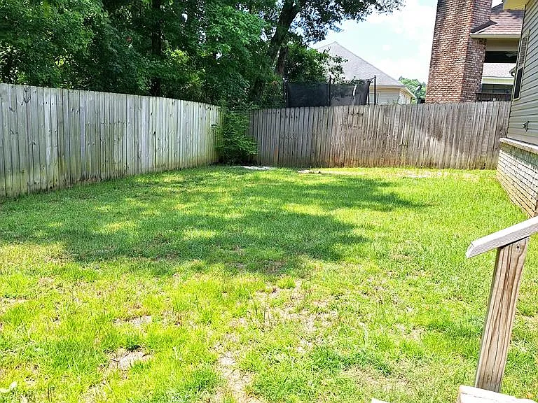 324 Camberly Ct — Photo 12