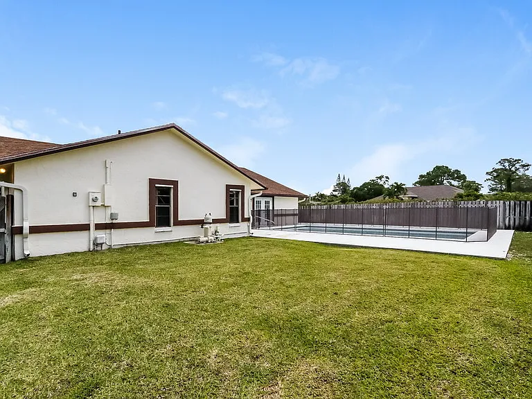 14480 Stirrup Ln — Photo 15