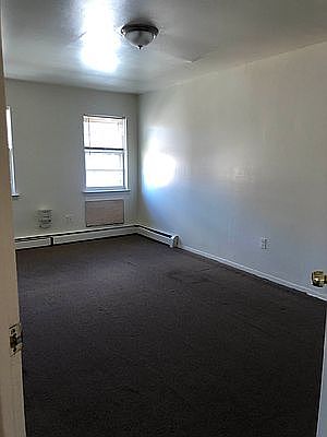 2nd image of 931 E 83rd St APT 3