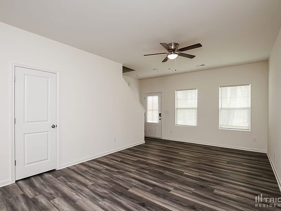 2nd image of 146 Kodak Dr