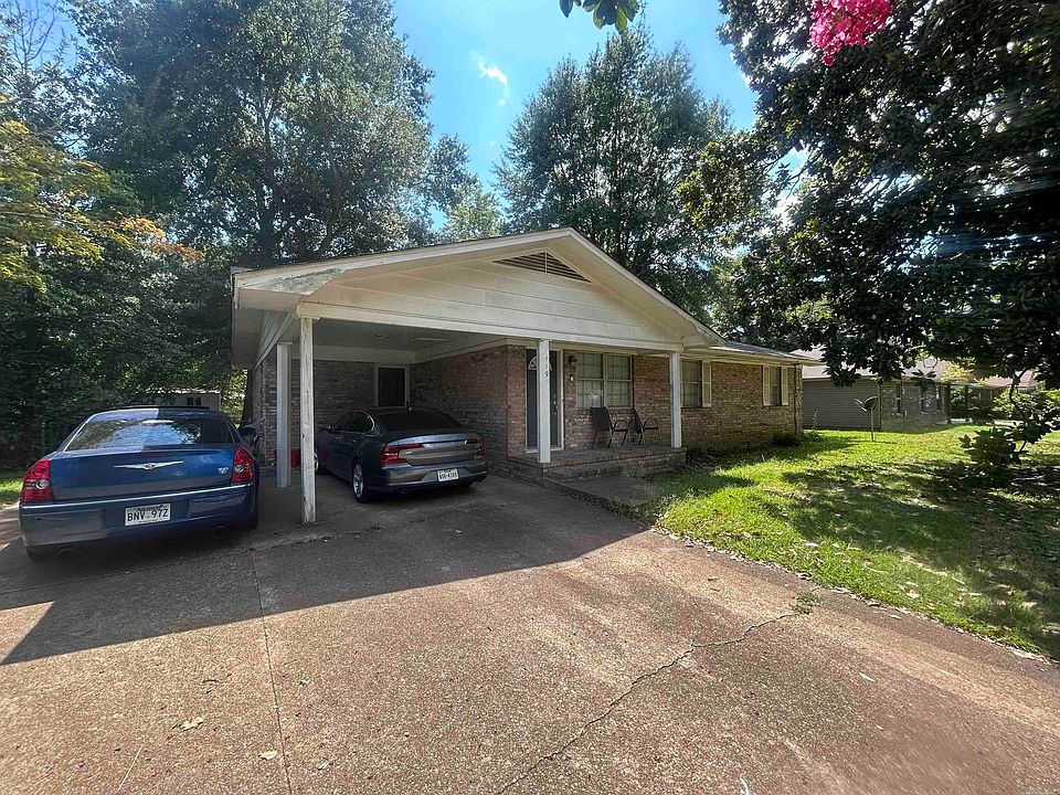 1st image of 119 Cloverdale Blvd