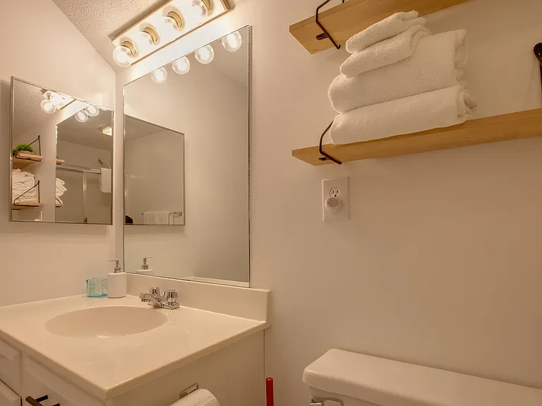 18 Ridge Dr #C-34 — Photo 12