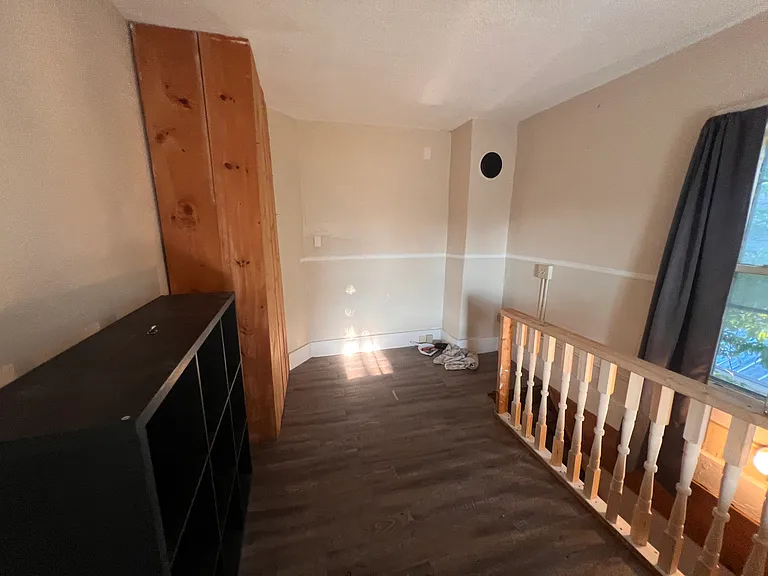 12 Railroad St #1 — Photo 7