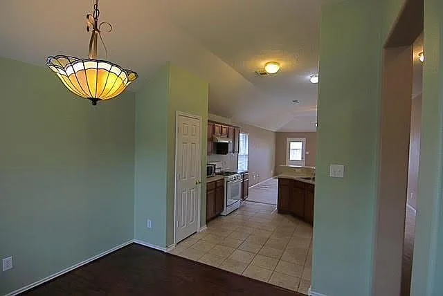 12259 Noco Dr — Photo 7
