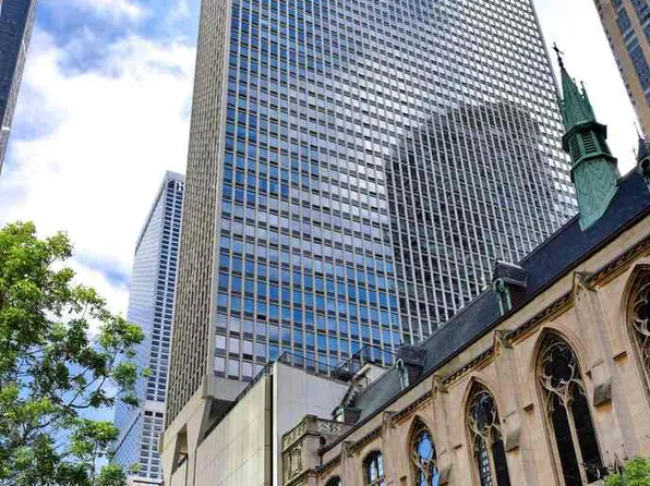 111 E Chestnut St APT 39K, Chicago, IL 60611