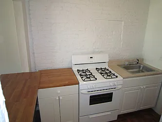 Rented by Concept Real Estate Group