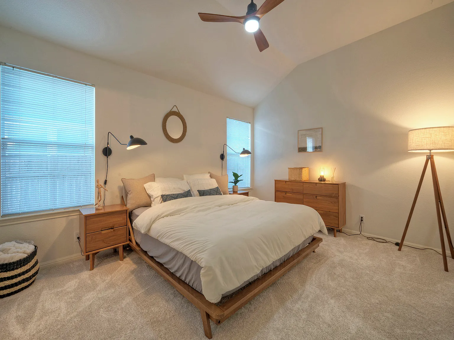3 bed, 1530 sqft, $4,500 — Photo 3
